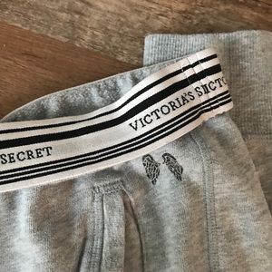Victoria’s Secret Sweatpants XS